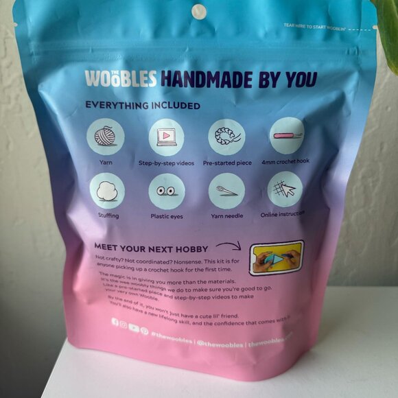 *Limited Quantity* The Woobles Original Pastel Emilio the Turtle Crochet Kit - Picture 2 of 2